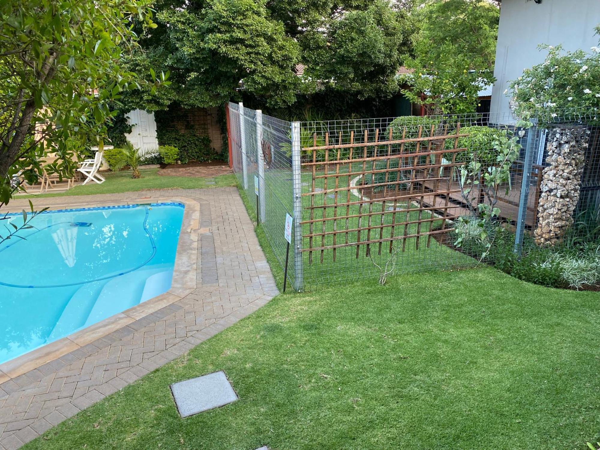 Cottonwood Guesthouse Oasis Bloemfontein Exterior photo