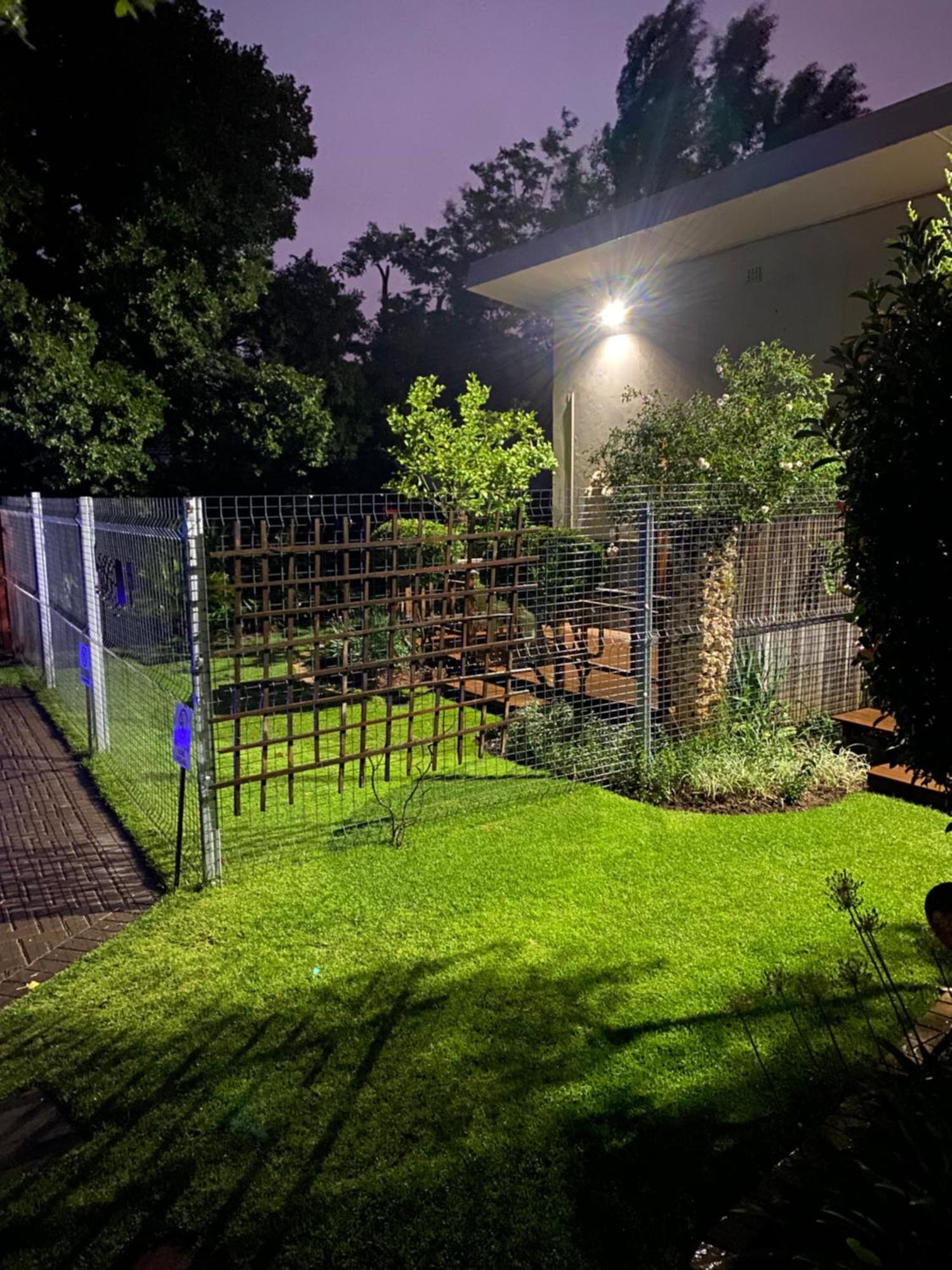 Cottonwood Guesthouse Oasis Bloemfontein Exterior photo
